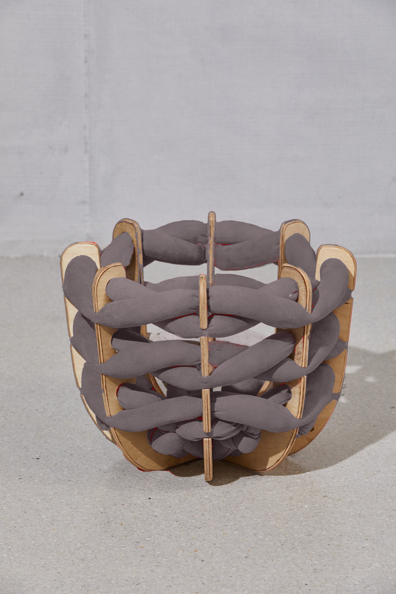 (S) Hull Basket in Graphite Ultra suede