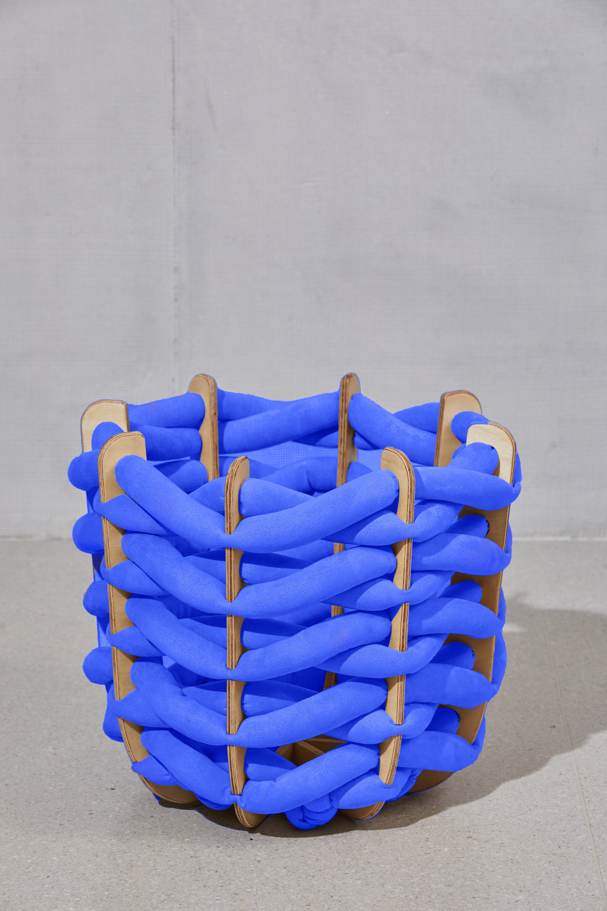 (M) Hull Basket in Cobalt Ultra suede