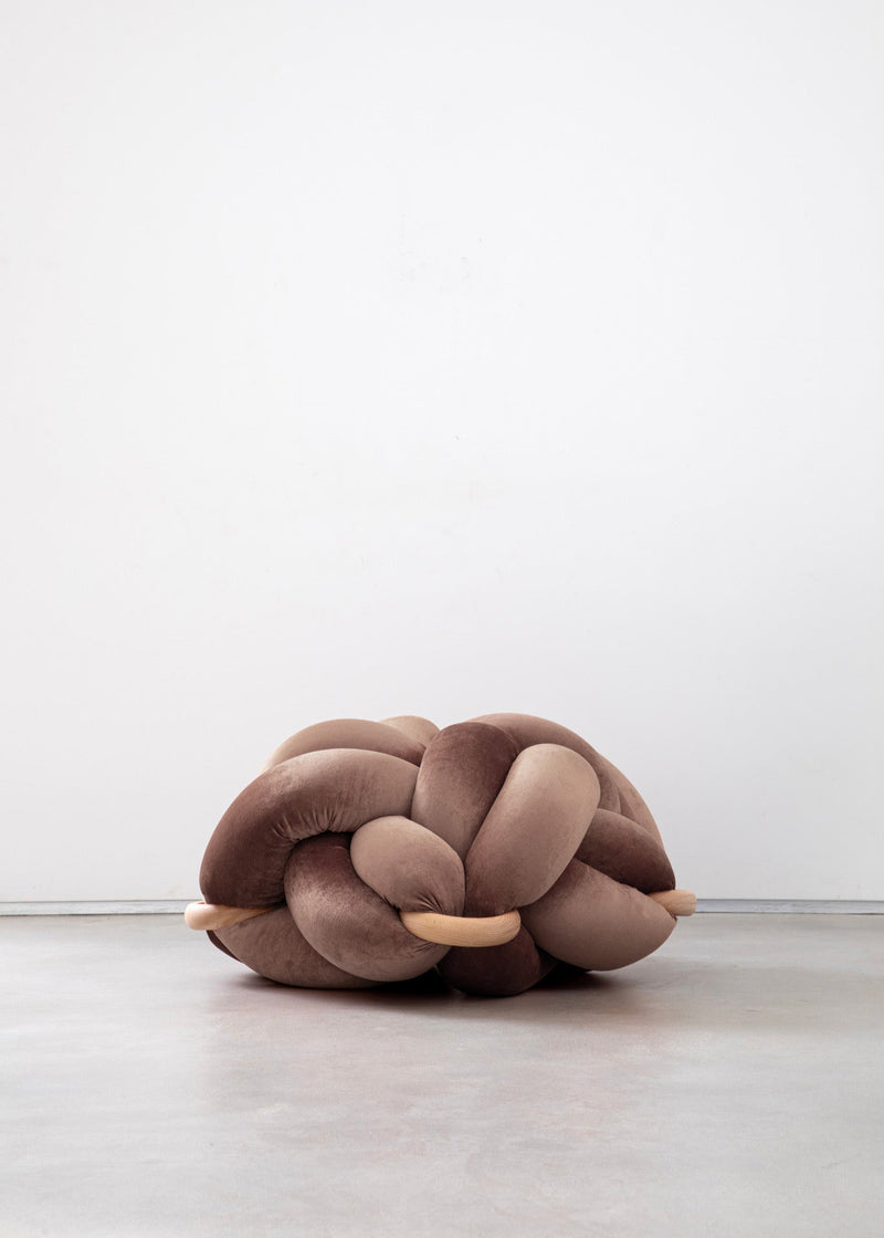 (M) Truffle Knot Floor Cushion